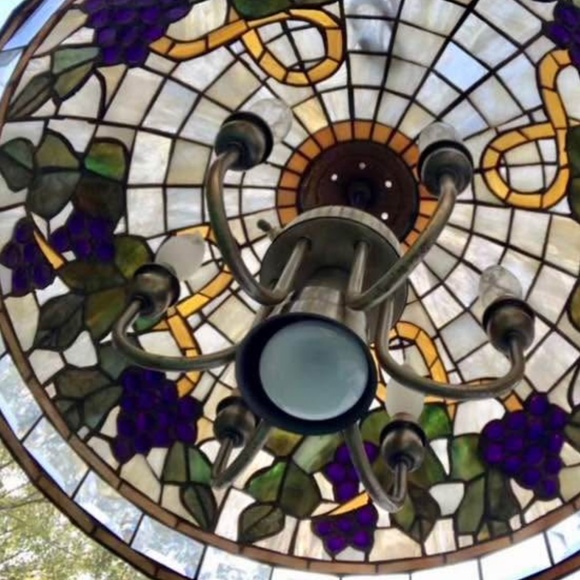 Stained Leaded Glass Grape & Vine Tiffany Style Hanging Light Chandelier 7 Light - Picture 3 of 5